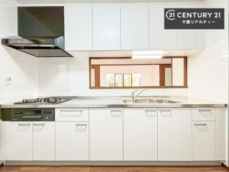 �L�b�`�� ���[�X�y�[�X���L�x�ŁA�����X�y�[�X���X�b�L���ƕЕt���Ђ�`�����p�ł��܂��I
���K�ɍ�Ƃ��ł��܂��I�����̗���������܂��I