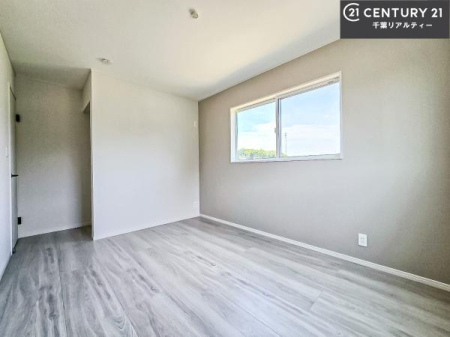 �q������ �|���o�������Ȃ��������́A���q�l�̂������Ƃ��Ă����S�ł��I
���[�X�y�[�X���[�����Ă���̂ŎU�炩�������������T�b�ƕЕt�����܂��I