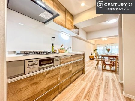 �L�b�`�� ��Ƃ����₷���V�X�e���L�b�`���ł��I���[����������t���Ă���̂ŁA�����X�y�[�X�ɕ���u���Ȃ��čςނ̂ŁA�L�X�g���āA���K�ɍ�Ƃ��ł��܂��I