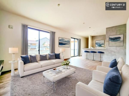 ���r���O �Ƌ��CG�p�[�X�ł��B�S�n�ǂ����r���O�͉Ƒ������R�ƏW�܂�܂��B�Ƒ��c�R�̎��Ԃ����������ł��B���Ƒ��ƁA����w�[���������Ԃ��߂��������ł��ˁB