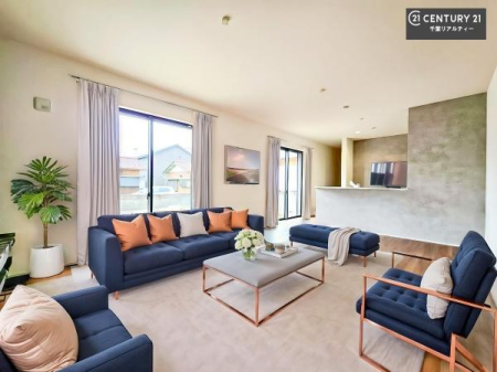 ���r���O �Ƌ��CG�p�[�X�ł��B�傫�ȑ����炽���Ղ�̗z���������閾�邢���r���O�B�J�����̂��郊�r���O�ŉƑ��c���̂��났�̎��Ԃ��߂����܂��I