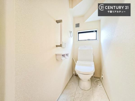 �g�C�� 1�E2�K�Ƀg�C�����������܂��I���̖Z�������ԑт��҂����ɂ��݂����ł��ˁB������Ƃ����������̂���g�C���ł�����ꂪ���₷���ł��I