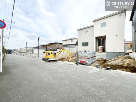 �O�ʓ��H�܂ތ��n�ʐ^ ���ӊ���A���q�l�̂���]�ɍ������������ꏏ�ɂ��ē���v���܂��B�Z��[���A�h�o�C�U�[�ɂ�邲���k������܂��B���Ђ͂��₢���킹�ɑ��Ή����܂��I���҂������܂���I