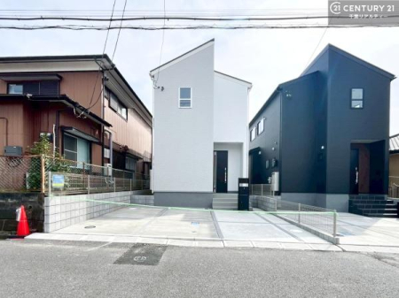 �O�ʓ��H�܂ތ��n�ʐ^ �S�䂭�܂Ō��n����������������悤�A�����ē��̂��p�ӂ������Ă���܂��B���C�y�ɂ��₢���킹�̏�A���z�̕�炵�ւ̈�������i�߂��������I