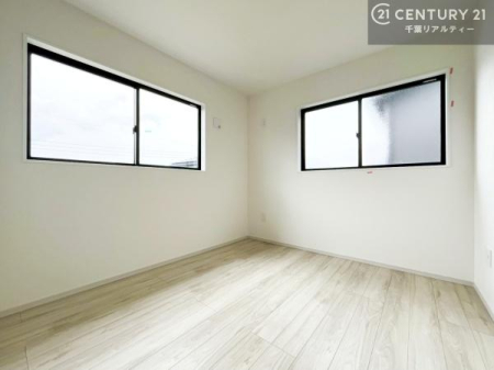 �q������ 2�ʍ̌����m�ۂ������邢�����́A���ʂ����ǂ��A���邭��ϋ��S�n�̗ǂ���ԂƂȂ��Ă���܂��B�����b�N�X���ĉ߂�����S�n�̗ǂ��������ł��I