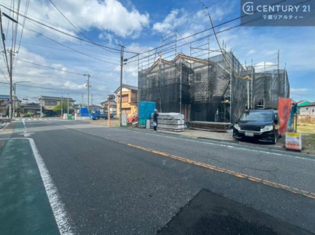 �O�ʓ��H�܂ތ��n�ʐ^ ���ӊ���A���q�l�̂���]�ɍ������������ꏏ�ɂ��ē���v���܂��B�Z��[���A�h�o�C�U�[�ɂ�邲���k������܂��B���Ђ͂��₢���킹�ɑ��Ή����܂��I���҂������܂���I