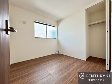 �q������ �|���o�������Ȃ��������́A���q�l�̂������Ƃ��Ă����S�ł��I
���[�X�y�[�X���[�����Ă���̂ŎU�炩�������������T�b�ƕЕt�����܂��I