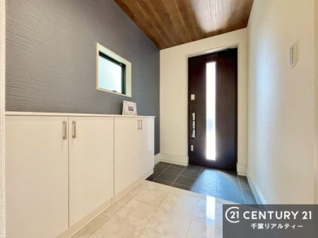 ���� ���ċA���Ă��Ă��A�������܁I�����������Ȃ�A�D�����}������Ă�����ԂɂȂ��Ă��܂��B
���邭��������錺�ւł��I