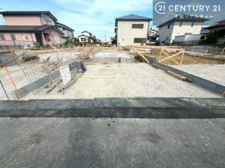 ���ԏ� ���ԃX�y�[�X��2�䕪����܂��I�Z�J���h�J�[�͂������A�o�C�N�⎩�]�ԂȂǂ��u���ꏊ�ɍ���܂���B