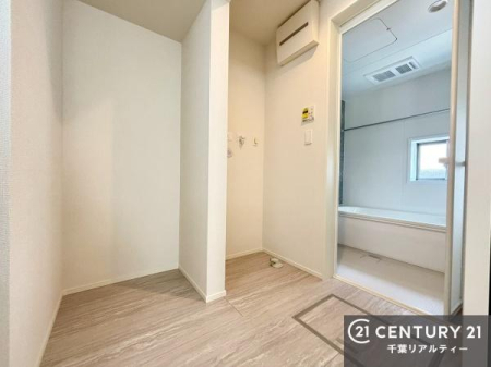 ���ʑ�E���ʏ� ���l���ɕt���Ŏ��[�����Ղ�̐��ʎ��I���p�i�̃X�g�b�N��o�X�^�I�����X�b�L���Ǝ��[�ł��܂��I
����肪�X�b�L���Еt���ċC�����̗ǂ���ԁI