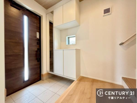 ���� ���ċA���Ă��Ă��A�������܁I�����������Ȃ�A�D�����}������Ă�����ԂɂȂ��Ă��܂��B
���邭��������錺�ւł��I