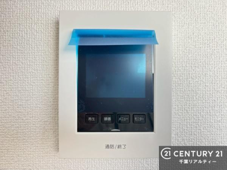 ���̑� TV���j�^�[�t�C���^�[�t�H���������B���K�҂̊���m�F���Ă���Ή��ł��邽�߁A�h�Ɩʂɂ��z�����ꂽ���S�̐ݔ��ł��B