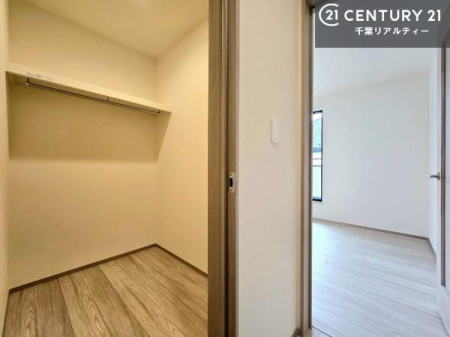 ���[ �����Ղ���[�Z��ԁB�[�˂��������܂��I
���[�X�y�[�X�Ƃ��Ă͂������A���ւ��̋�Ԃɂ��҂�����ł��I