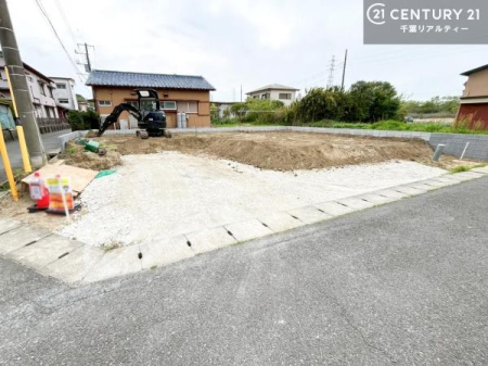 ���ԏ� ���ԃX�y�[�X��2�䕪����܂��I�Z�J���h�J�[�͂������A�o�C�N�⎩�]�ԂȂǂ��u���ꏊ�ɍ���܂���B