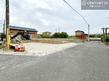 �O�ʓ��H�܂ތ��n�ʐ^ ���ӊ���A���q�l�̂���]�ɍ������������ꏏ�ɂ��ē���v���܂��B�Z��[���A�h�o�C�U�[�ɂ�邲���k������܂��B���Ђ͂��₢���킹�ɑ��Ή����܂��I���҂������܂���I