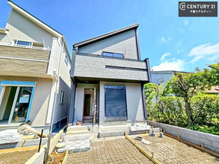 ���̑����n �����T���̂������E���v�]�E������ȂǁA���Ȃ�ƕ��ЃX�^�b�t�܂ł��\���t�����������I�s���Y�Ɋւ��邱�ƂȂ�A�ǂ̂悤�Ȃ��Ƃł����S���ӑΉ������Ē����܂��B
