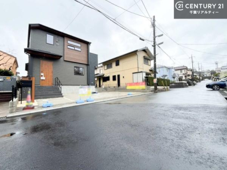 �O�ʓ��H�܂ތ��n�ʐ^ ���ӊ���A���q�l�̂���]�ɍ������������ꏏ�ɂ��ē���v���܂��B�Z��[���A�h�o�C�U�[�ɂ�邲���k������܂��B���Ђ͂��₢���킹�ɑ��Ή����܂��I���҂������܂���I