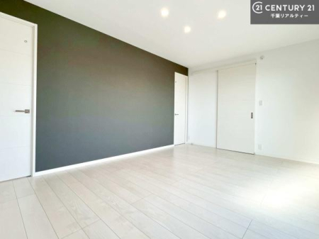 �q������ �J���[�A�N�Z���g���������ȋ����ł��I�V���v���Ƀf�U�C������Ă��邽�߁A�Ƌ��I�т܂���I
���C�ɓ���̉Ƌ��u���Ă��낰���Ԃ���邱�Ƃ��ł��܂��B