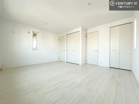 �Q�� ���[�͂̂���m���ł��B����������������L�X�Ǝg���ċC�������ǂ��ł��I
�L���C�Ȗ��邢�������ŉ߂����̂́A�X�ɂ̂�т�������ł��܂��ˁI