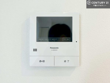 ���̑� TV���j�^�[�t�C���^�[�t�H���������B���K�҂̊���m�F���Ă���Ή��ł��邽�߁A�h�Ɩʂɂ��z�����ꂽ���S�̐ݔ��ł��B