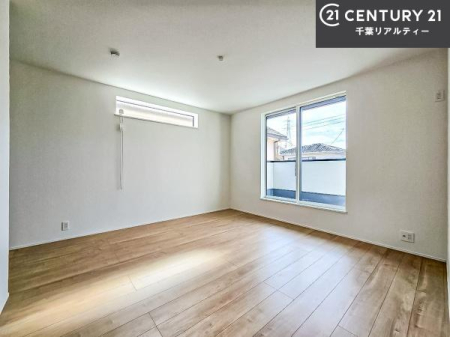 �m�� �o���R�j�[�ɖʂ��Ă���m���ł��B���邭�����肪����A���C����������ł��܂��I���[�X�y�[�X���[�����Ă���̂ŎU�炩�������������T�b�ƕЕt�����܂��I