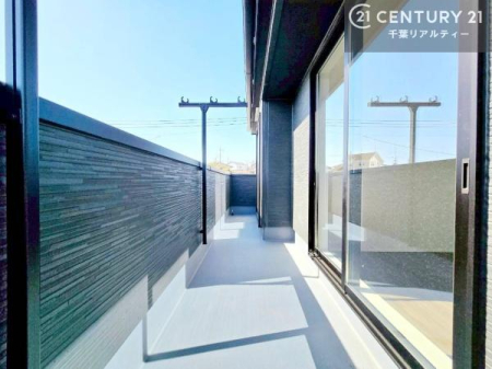 �o���R�j�[ �z������̗ǂ��o���R�j�[�ŁA�����󕨂��悭���������ł��ˁI
���V�C�̗ǂ����ɂ̓o���R�j�[�֏o�ă��t���b�V������̂��C�����悳�����ł��B