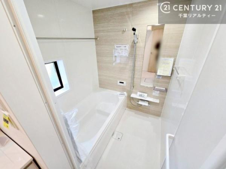 ���� �������������l�̕��͋C�̃o�X���[���́A�����o�Ă��ăo�X�^�C�����[���I
���d���撣���Ă��邲�J���ɂ��D�݂̓����̓����܂����āA�y����ł݂Ă͂������ł��傤���H