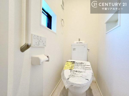 �g�C�� �������֍��ɂ��A�~��͕֍����g�����ł���̂ŗ₽���֍��ɍ��炸�ɍςފ������d�l�ł��I
