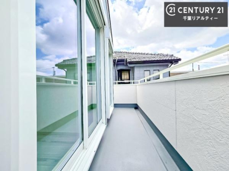 �o���R�j�[ �z������̗ǂ��o���R�j�[�ŁA�����󕨂��悭���������ł��ˁI
���V�C�̗ǂ����ɂ̓o���R�j�[�֏o�ă��t���b�V������̂��C�����悳�����ł��B