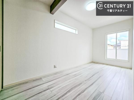 �Q�� �o���R�j�[�ɖʂ��Ă���m���ł��B���邭�����肪����A���C����������ł��܂��I���N���āA�O�ɏo�Ĕw�L�т����[�ċz�����ǂ������}������邱�Ƃ��ł��܂��B