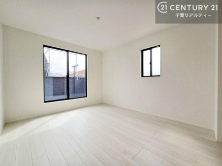 �Q�� �o���R�j�[�ɖʂ��Ă���m���ł��B���邭�����肪����A���C����������ł��܂��I���N���āA�O�ɏo�Ĕw�L�т����[�ċz�����ǂ������}������邱�Ƃ��ł��܂��B