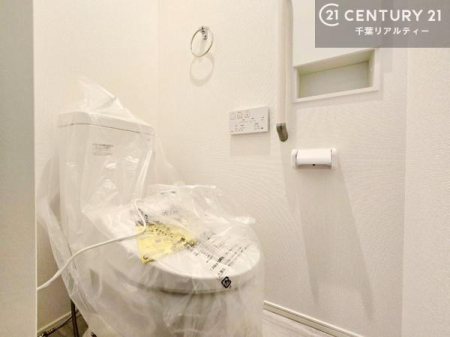 �g�C�� �������֍��ɂ��A�~��͕֍����g�����ł���̂ŗ₽���֍��ɍ��炸�ɍςފ������d�l�ł��I�V���v���ȃJ���[����Ƃ��Ă���̂ŁA������ꂪ���₷���ł��B