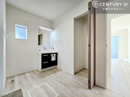 ���ʑ�E���ʏ� �g�Ȃ�𐮂�����ʏ��́A���������厖�ł��I������̐������̂��镵�͋C�����o�I�C�����悭���g�����������܂��B