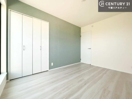 �q������ ���[�͂̂���m���ł��B����������������L�X�Ǝg���ċC�������ǂ��ł��I
�L���C�Ȗ��邢�������ŉ߂����̂́A�X�ɂ̂�т�������ł��܂��ˁI