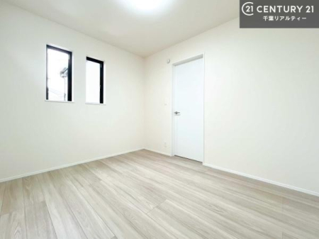 �q������ �V���v���Ƀf�U�C������Ă��邽�߁A�Ƌ��I�т܂���I
���C�ɓ���̉Ƌ��u���Ă��낰���Ԃ���邱�Ƃ��ł��܂��B