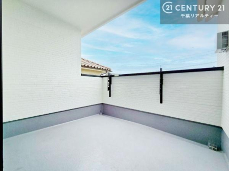 �o���R�j�[ �z������̗ǂ��o���R�j�[�ŁA�����󕨂��悭���������ł��ˁI
���V�C�̗ǂ����ɂ̓o���R�j�[�֏o�ă��t���b�V������̂��C�����悳�����ł��B