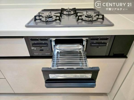 �L�b�`�� �R�����͎O������̂ł������̓����i�s���ł��܂��B
�������O�����t���ł��B�����X�y�[�X���L�X���Ă���׍�Ƃ����₷���I�g�����肪�ǂ��V�X�e���L�b�`���ł��I