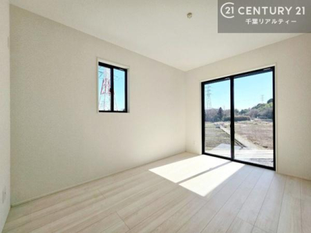 �Q�� 2�ʍ̌����m�ۂ������邢�����́A���ʂ����ǂ��A���邭��ϋ��S�n�̗ǂ���ԂƂȂ��Ă���܂��B�����b�N�X���ĉ߂�����S�n�̗ǂ��������ł��I���̖ڊo�߂��X�b�L�����܂��ˁI