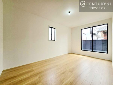 �Q�� �o���R�j�[�ɖʂ��Ă���m���ł��B���邭�����肪����A���C����������ł��܂��I���N���āA�O�ɏo�Ĕw�L�т����[�ċz�����ǂ������}������邱�Ƃ��ł��܂��B