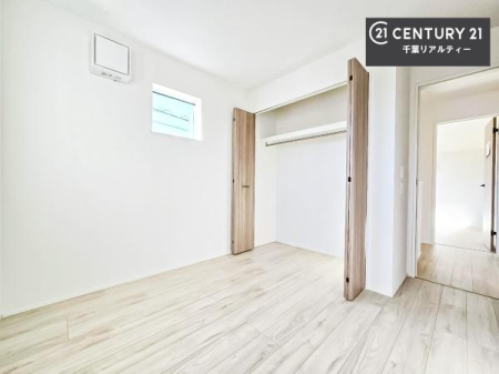 ���r���O�ȊO�̋��� �V���v���Ƀf�U�C������Ă��邽�߁A�Ƌ��I�т܂���I
���C�ɓ���̉Ƌ��u���Ă��낰���Ԃ���邱�Ƃ��ł��܂��B