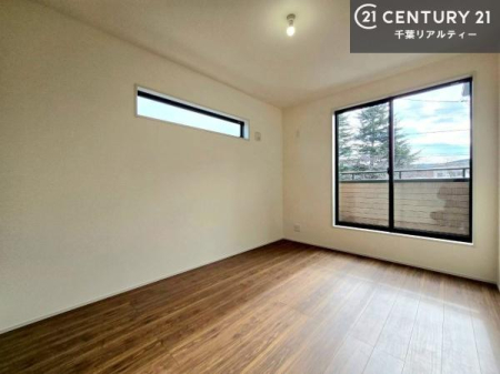 �m�� �V���v���Ƀf�U�C������Ă��邽�߁A�Ƌ��I�т܂���I
���C�ɓ���̉Ƌ��u���Ă��낰���Ԃ���邱�Ƃ��ł��܂��B