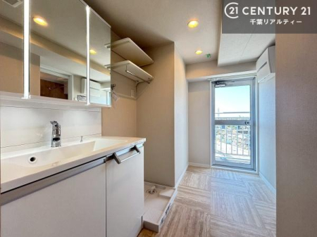 ���ʑ�E���ʏ� �g�Ȃ�𐮂�����ʏ��́A���������厖�ł��I������̐������̂��镵�͋C�����o�I�C�����悭���g�����������܂��B�L�X�����X�y�[�X���������ł��ˁI
