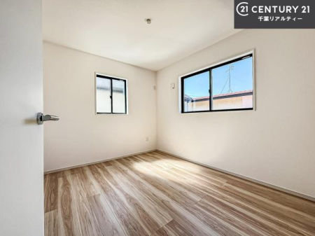 �q������ �|���o�������Ȃ��������́A���q�l�̂������Ƃ��Ă����S�ł��I
���[�X�y�[�X���[�����Ă���̂ŎU�炩�������������T�b�ƕЕt�����܂��I