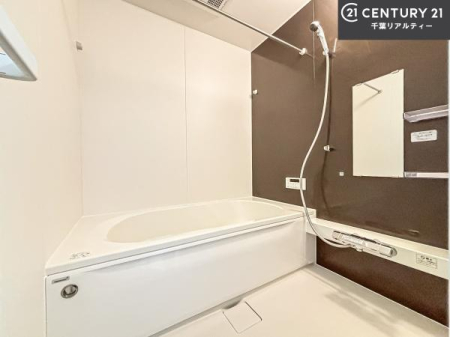 ���� 1���̔�����������Ɩ����Ă���闁���ł��B
�������̑f�G�ȃ����N�[�[�V�����ꏊ�ł��I