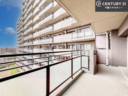 �o���R�j�[ �z������̗ǂ��o���R�j�[�ŁA�����󕨂��悭���������ł��ˁI
���V�C�̗ǂ����ɂ̓o���R�j�[�֏o�ă��t���b�V������̂��C�����悳�����ł��B