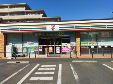 ���ӊ� �y�R���r�j�z�Z�u���C���u���D���K�u���4���ړX�F570m