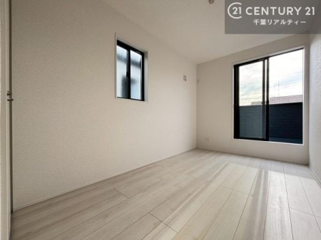 �Q�� �o���R�j�[�ɖʂ��Ă���m���ł��B���邭�����肪����A���C����������ł��܂��I���N���āA�O�ɏo�Ĕw�L�т����[�ċz�����ǂ������}������邱�Ƃ��ł��܂��B