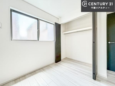 ���r���O�ȊO�̋��� �V���v���Ƀf�U�C������Ă��邽�߁A�Ƌ��I�т܂���I
���C�ɓ���̉Ƌ��u���Ă��낰���Ԃ���邱�Ƃ��ł��܂��B