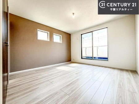 �m�� 2�ʍ̌����m�ۂ������邢�����́A���ʂ����ǂ��A���邭��ϋ��S�n�̗ǂ���ԂƂȂ��Ă���܂��B�����b�N�X���ĉ߂�����S�n�̗ǂ��������ł��I