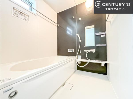 ���� �������������l�̕��͋C�̃o�X���[���́A�����o�Ă��ăo�X�^�C�����[���I
���d���撣���Ă��邲�J���ɂ��D�݂̓����̓����܂����āA�y����ł݂Ă͂������ł��傤���H